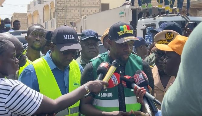 Sonko au directeur de l’ONAS : « où sont passés les 60 milliards ? Il me faut un rapport détaillé… »