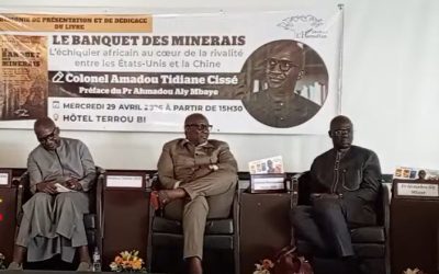 Présentation de Le Banquet des minerais : Mouhamadou Makhtar Cissé remet en cause les politiques de transition et pointe les failles de gouvernance en Afrique